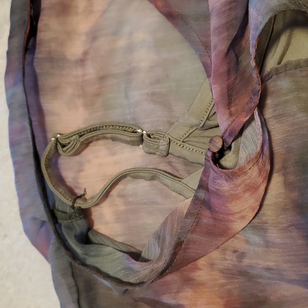 Democracy Side Tie Elbow Sleeve Tie Dye Top - Picture 9 of 12